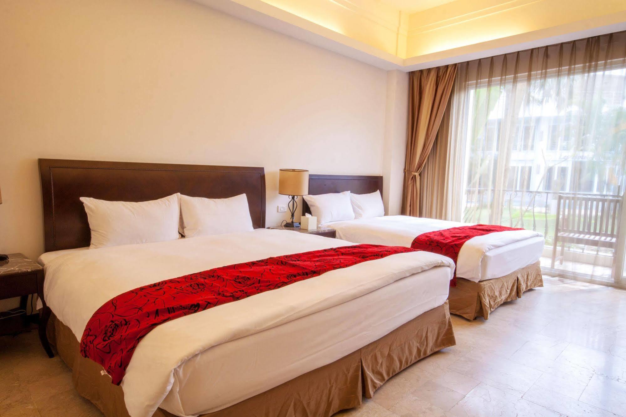 Les Hotel Тайнань Екстер'єр фото